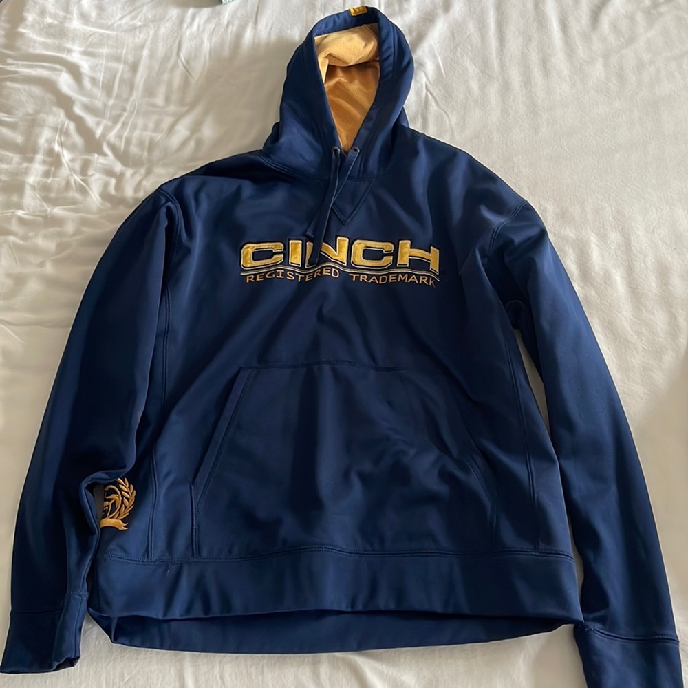 Barely worn mens cinch brand hoodie